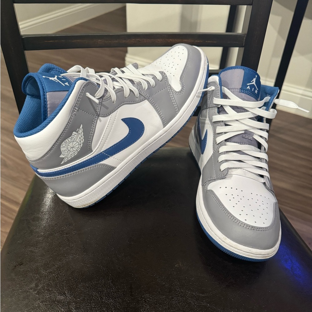 Air Jordan Mid 1 Brand New.  Us Men 10